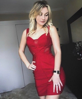 Полина, 25